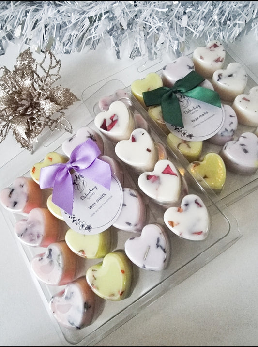 16 heart wax melts